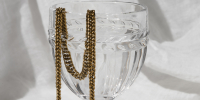 gold-bright-chains-still-life_1_1.jpg - GorodnaBire.Ru