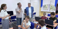 Владимир Солдатенков посетил центр детского технического творчества «Юный автомобилист» - Законодательное Собрание