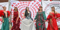 «Спасская ружа»: грайворонские мастерицы представили эксклюзивную коллекцию платьев. - Грайворонский муниципальный округ