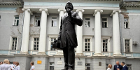 Ректор ВГМУ им. Н.Н. Бурденко профессор И.П. Мошуров принял участие в церемонии открытия памятника К.В. Федяевскому (Фотогалерея) - Медицинский Университет им. Н.Н. Бурденко