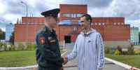 В Саранске росгвардеец пришел на помощь подростку, пострадавшему на пожаре - Росгвардия