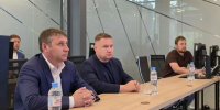 Александр Шуваев посетил Белгородский информационный фонд - Сетевое издание Знамя 31
