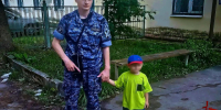 Росгвардейцы вернули матери потерявшегося ребёнка в Подмосковье (видео) - Росгвардия