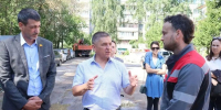 Владимир Доброхотов ознакомился с ходом капремонта 37 школы - Собрание депутатов