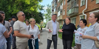Алексей Васильев оценил ход работ по благоустройству дворовых территорий - Собрание депутатов