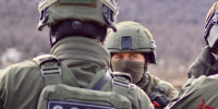 При содействии СОБР Росгвардии на Колыме задержан подозреваемый в экстремизме - Росгвардия