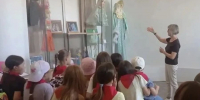 Юные таланты посетили экскурсию по закулисью Чувашского театра кукол - Министерство культуры, по делам национальностей и архивного дела