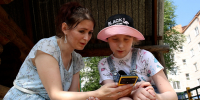 Два года борьбы с лейкозом: 13-летняя Лиза из Минусинска не сдаётся, и её маме нужна помощь - Республиканская телевизионная сеть