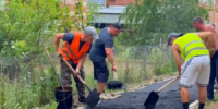 Начались работы по укладке асфальта на новом тротуаре по улице Красной х. Северин - Тбилисский район