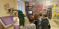 В Верещагинской центральной библиотеке прошла профориентационная экскурсия – для старшеклассников и выпускников, которые только выбирают свой путь - Верещагинский городской округ
