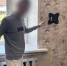 Взломал дверной замок и украл телевизор у соседа: в Оренбурге задержали подозреваемого - ProOren.Ru