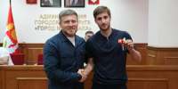 В Махачкале детям-сиротам вручили ключи от 96 полностью обставленных квартир - РИА Дагестан