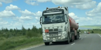 Дизельное топливо отгружают бензовозы хозяйствам в округах Забайкалья - Забайкальский рабочий