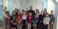 Железногорский священник провёл беседу с детьми в летнем лагере - Епархия