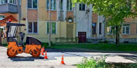 На спуске улицы Васильева - ремонт дороги, картами асфальтируют отфрезерованные ямы - KovrovSegodnya.Ru