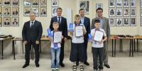 chess1707Губкинский школьник сыграл вничью с гроссмейстером Сергеем Карякиным - Мир Белогорья
