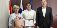Илья Сухих вручил спортсменам и их тренерам денежные премии - TltGorod.Ru