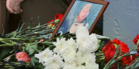 В Адыгейске открыли мемориальную доску кавалеру ордена Мужества Мурату Хуту.. - Город Адыгейск