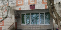 Вход в здание детсада в Пряже - Петрозаводск говорит