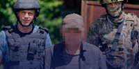 Принудительный привод: судебные приставы ДНР доставили в суд обвиняемого по статье о незаконном хранении оружия - УФСПП по ДНР