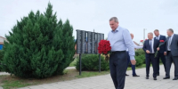 Андрей Бочаров в станице Михайловской почтил память героев Сталинградской битвы - Газета Вечерний Волгоград