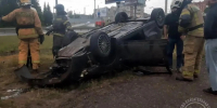 В искореженном автомобиле на Пушкино в Томске зажало 2 человек - Комсомольская Правда