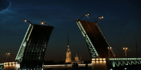 Дворцовый мост развели под специальный плейлист, посвященный сотрудничеству России и Китая - Spbdnevnik.ru