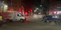 В Самаре водитель «ГАЗели» врезался в стоящий на светофоре ВАЗ - ТРК Скат