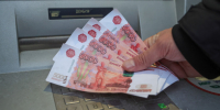 Пенсионер убедил престарелую даму в Шлиссельбурге расстаться с картой, PIN-кодом и сбережениями - 47 новостей
