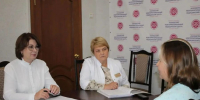 Лариса Тарасова: в Канашском медцентре станет больше узких специалистов - Знамя Труда