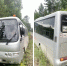 Под Красноярском автобус с детьми слетел с дороги в кювет - Комсомольская Правда