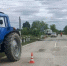 Электричка снесла телегу проезжавшего через пути трактора в Рязанской области - Комсомольская Правда