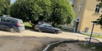 Во дворе дома № 19а на улице Энгельса начался ремонт - Luki.Ru