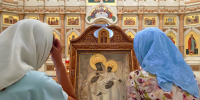 Верующие города Уварово встретили Чудотворный образ Божией Матери «Карандеевская» - Уваровская епархия