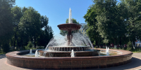 Фонтан на Театральной площади по-прежнему протекает - Kirov.Online