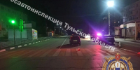 В Ефремове автомобиль сбил пешехода, переходившего дорогу на красный сигнал - ГТРК
