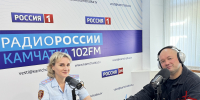 Офицер Росгвардии рассказала в эфире «Радио России — Камчатка» об актуальных вопросах частной охранной деятельности - Росгвардия