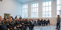 Губернатор Андрей Чибис совершил рабочую поездку в гарнизон подводников - ЗАТО Видяево - Арктик-ТВ