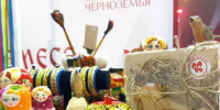 Изделия Художественных мастерских ЮЗГУ на ярмарке народных промыслов «Кладовая ремесел» - ЮЗГУ