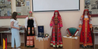 «С песней по жизни»: посвященная певице Марии Мордасовой выставка открылась в Таловой - РИА Воронеж