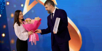 Председатель Правительства Дагестана Магомед Рамазанов вручил награды талантливым школьникам - Махачкалинские известия