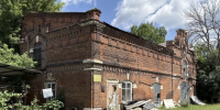 В Мичуринске продается за рубль каретный сарай и конюшня - Michurinsk68.Ru