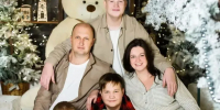 Многодетная семья Краснопёровых из Тюмени удостоена медали ордена «Родительская слава» - MegaTyumen.Ru