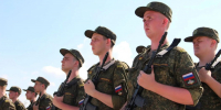 Курсанты Военного учебного центра при УГТУ присягнули на верность Российской Федерации - Bnkomi.Ru