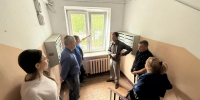 Партийцы "Единой России" проверили подготовку МКД №62 в мкр. Белая Дача к предстоящему осенне-зимнему сезону. - Kotelniki.Info