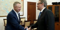 Вопросы поддержки сотрудников силового блока и участников СВО обсудили Георгий Филимонов и Эдуард Петров - Правительство Вологодской области