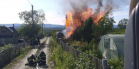 Дачный домик полностью сгорел в ТСЖ "Огонёк" на Сахалине - News.Astv.Ru