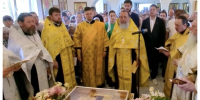 В Новочебоксарск на сутки привезли ковчег с мощами Николая Чудотворца - Чебоксарско-Чувашская Епархия