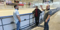 Игорь Пронин проверил замену бортов на ледовой арене школы «Авангард» в Ноябрьске - Законодательное Собрание