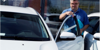 Пострадавшим на производстве амурчанам впервые выдали автомобили на «автомате» (ФОТО) - Asn24.Ru